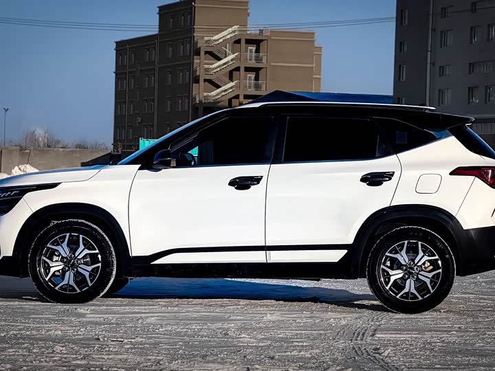 2021 Kia KX3