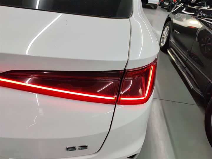 BYD E2 2023 2023款 豪华型