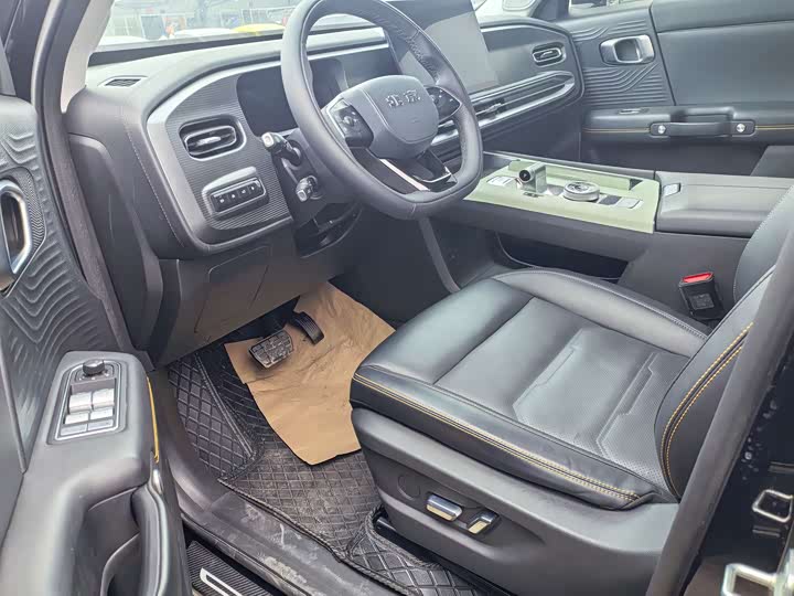 BAIC Beijing BJ30 2024 2024款 1.5T 魔核电驱标准版