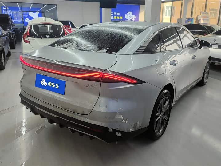 2025 Geely Galaxy L6