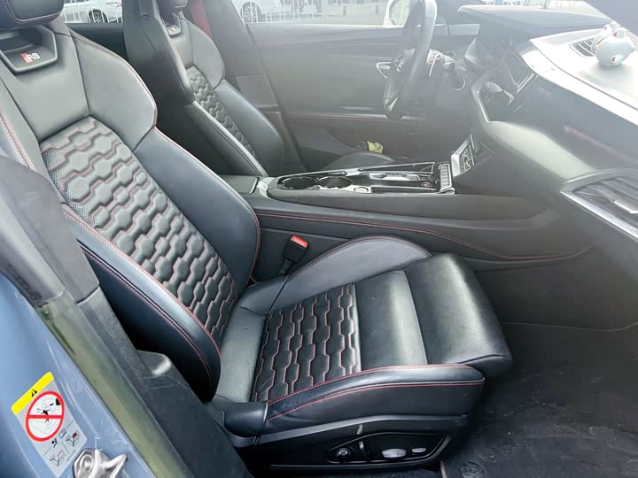 Audi RS e-tron GT 2023 2023款 基本型