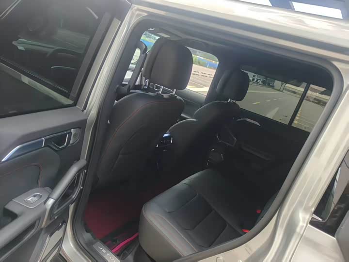 Jetour T2 2025 2025款 2.0TD DCT 四驱银龙之翼Air