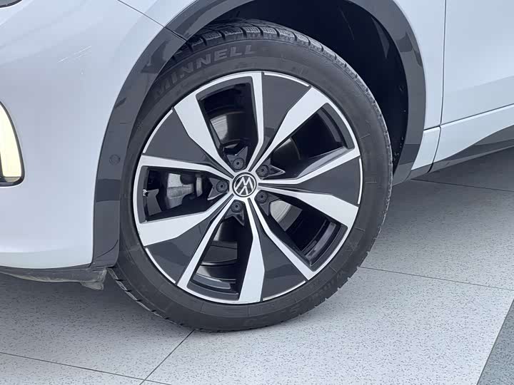 Volkswagen Tavendor 2023 2023款 380TSI 四驱R-Line巡礼版