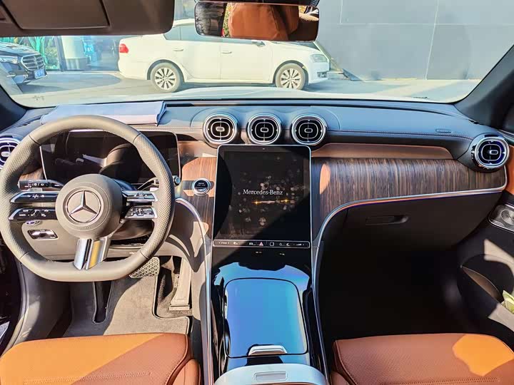 2026 Mercedes-Benz GLC-Class