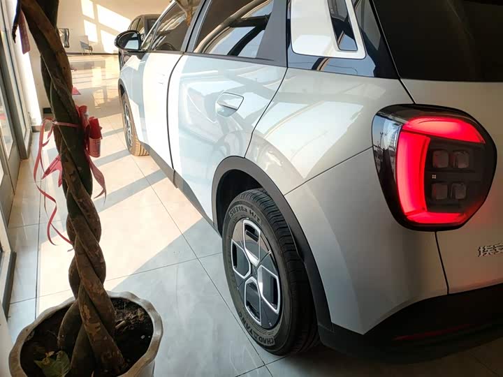 GAC Aion UT 2025 2025款 330星辉版