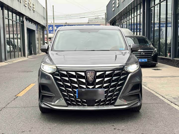 2023 Roewe iMax 8