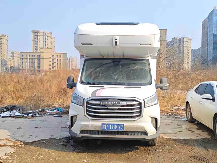 Maxus V90 RV 2021 2021款 2.0T生活家V90自行式C型房车豪华版大额头横床
