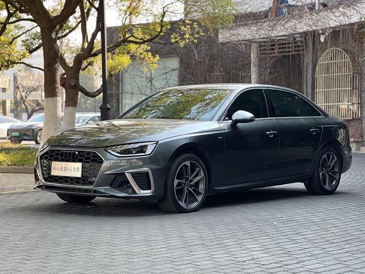 Audi A4L 2024 2024款 40 TFSI 时尚动感型