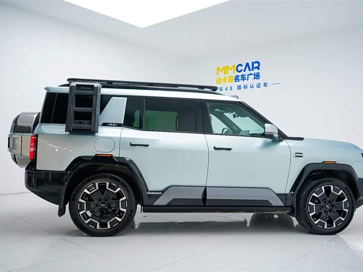 BYD FangChengBao Leopard 8 2025 2025款 智勇旗舰版 7座