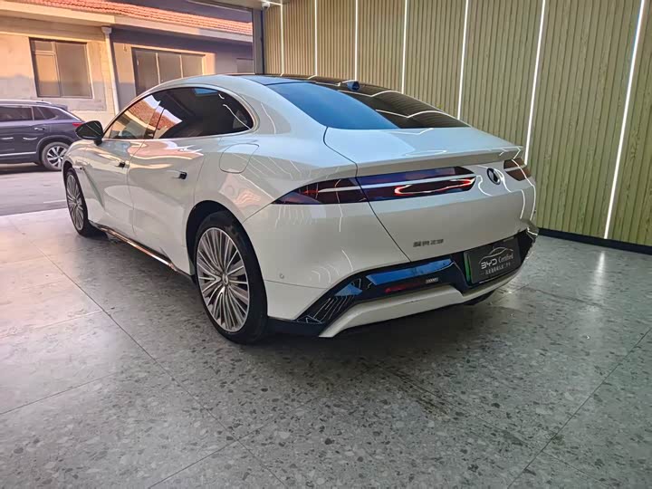 Denza Z9 2024 2024款 1100km 四驱Ultra版