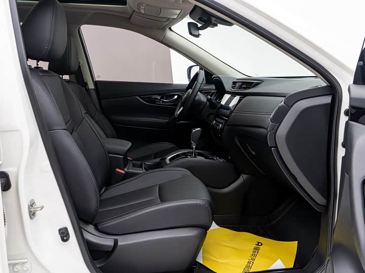 Nissan X-Trail 2023 2023款 经典 2.0L 两驱智联舒享版