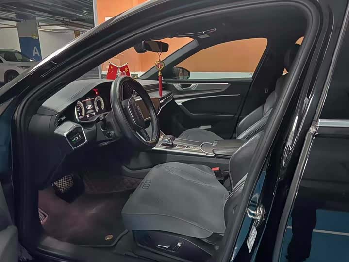 Audi A6L Hybrid 2022 2022款 55 TFSI e quattro