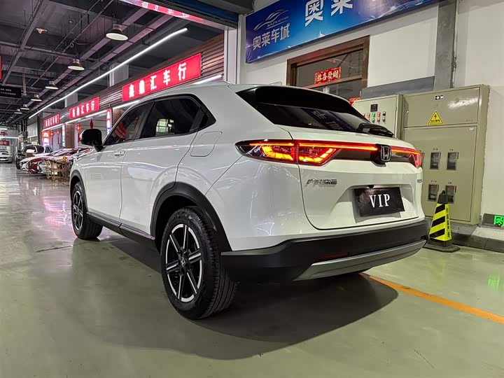 Honda Vezel 2023 2023款 1.5L CVT精英版
