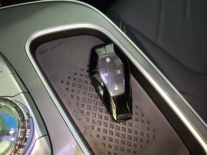 BAIC Arcfox Alpha S 2023 2023款 735E+ 森林版PRO 160kW