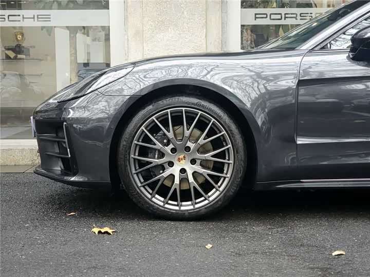 Porsche Panamera 2024 2024款 Panamera 4 行政加长版 2.9T
