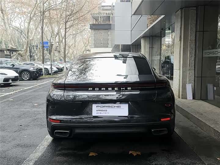Porsche Panamera 2024 2024款 Panamera 4 行政加长版 2.9T