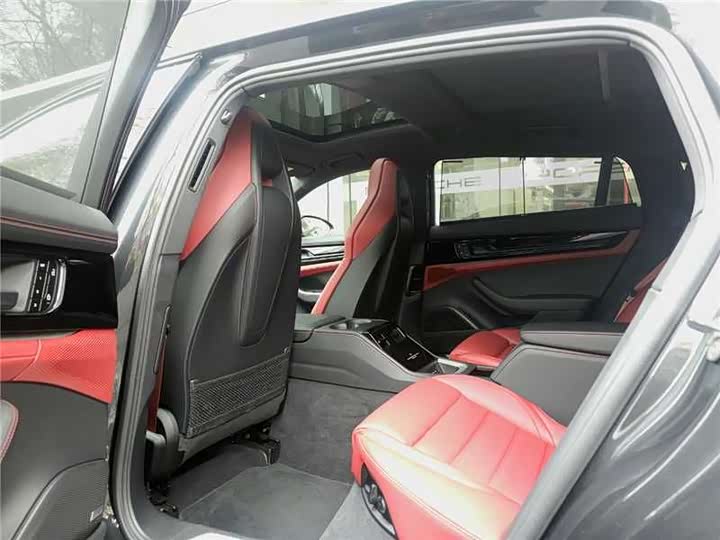 Porsche Panamera 2024 2024款 Panamera 4 行政加长版 2.9T