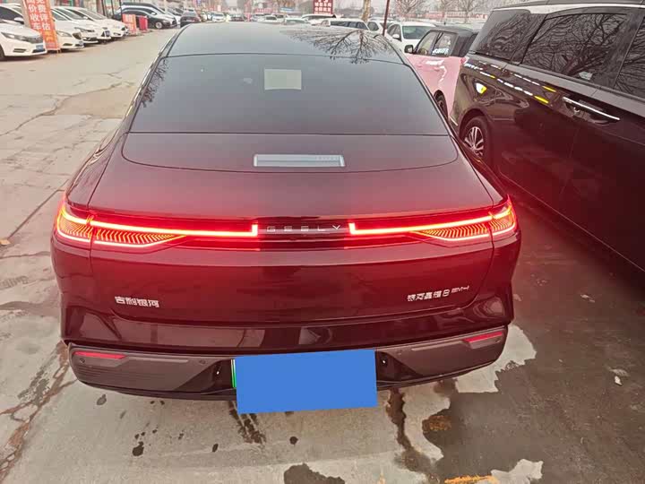 Geely Galaxy Starshine 8 EM-i 2025 2025款 130km EM-i 尊贵版