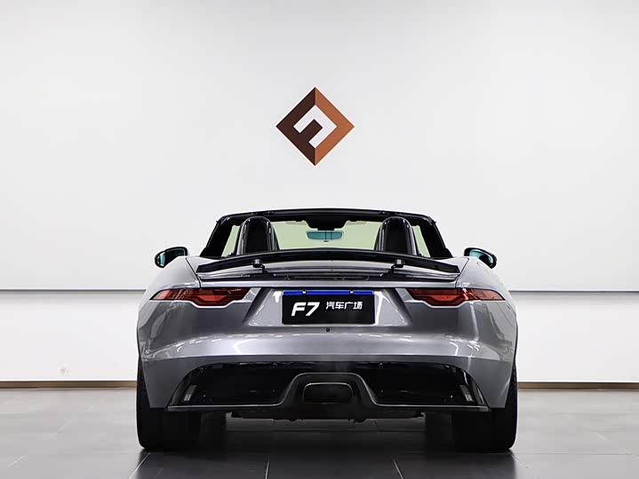 Jaguar F-Type 2024 2024款 P300 75周年典藏敞篷版
