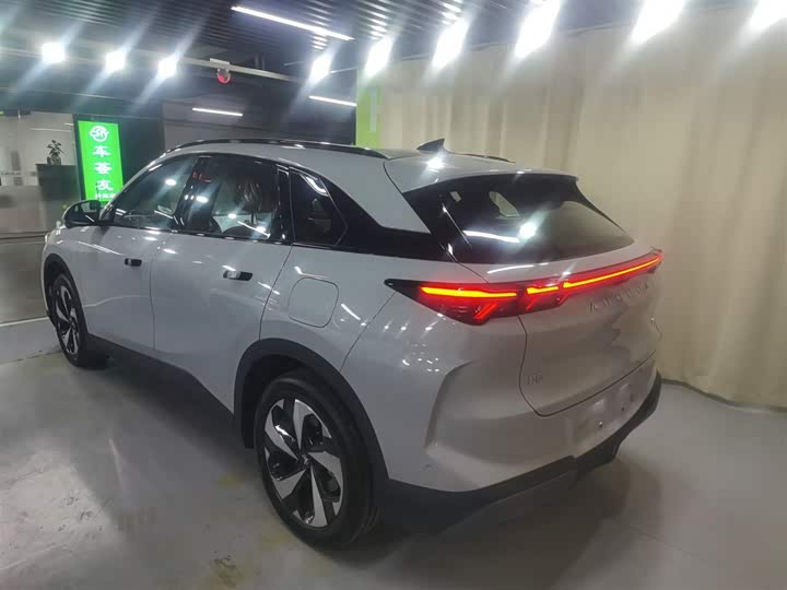 2026 BAIC Arcfox Alpha T5