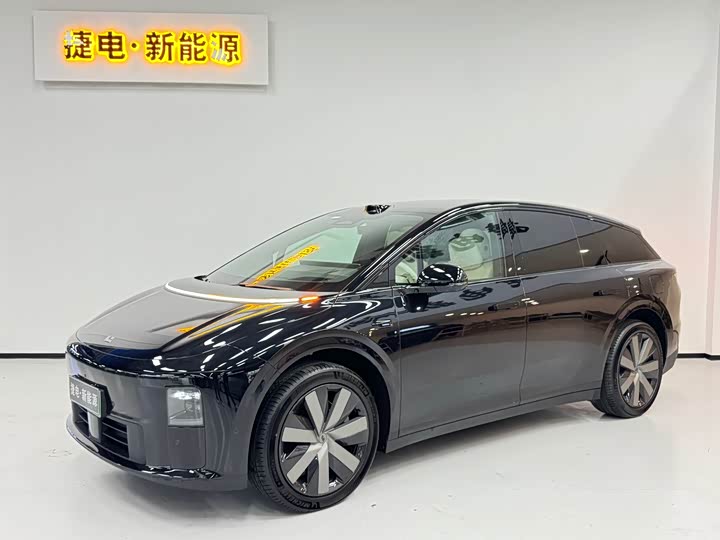 LiXiang i6 2025 2025款 四驱标准版