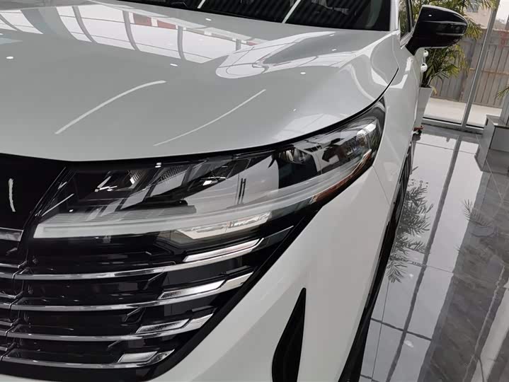 Nissan Pathfinder 2024 2024款 380VC-TURBO 四驱智尊版 6座