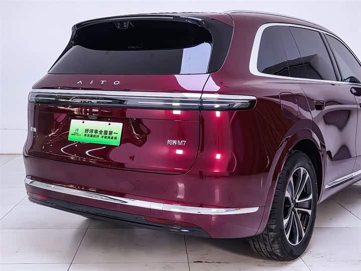 Aito M7 2026 2026款 增程 Max四驱版 5座