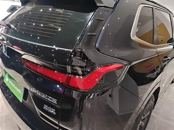 Honda Breeze 2025 2025款 240TURBO 两驱豪华版 5座