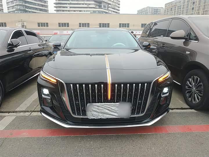 2025 Hongqi H5
