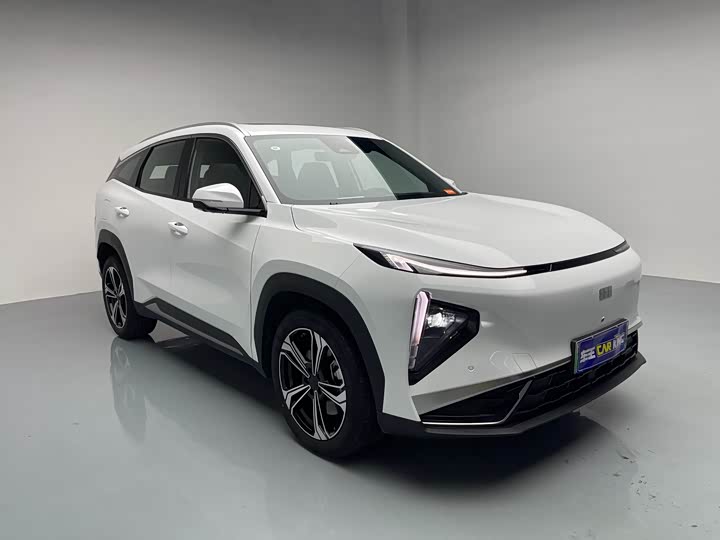 2025 Geely Galaxy L7