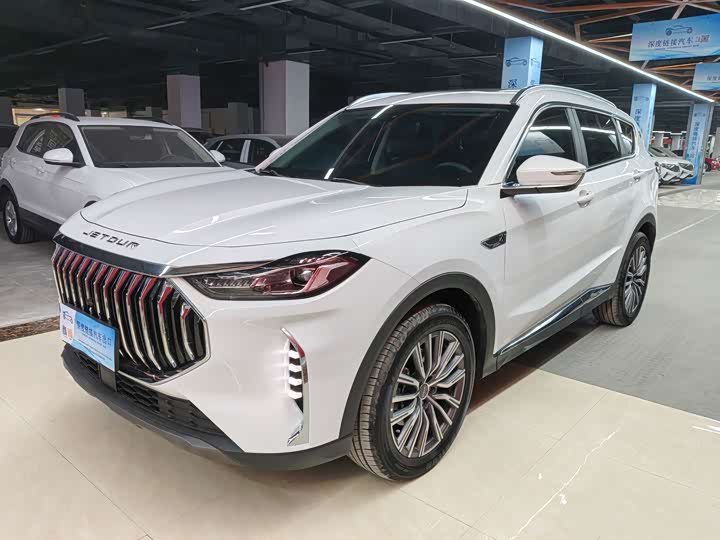 Jetour X70 Plus 2025 2025款 冠军版 1.5T DCT冠军MAX+ 7座