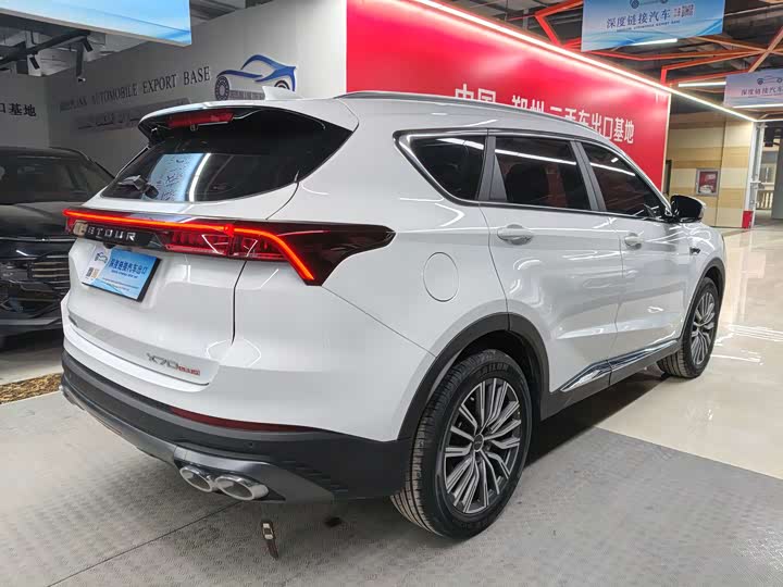 Jetour X70 Plus 2025 2025款 冠军版 1.5T DCT冠军MAX+ 7座