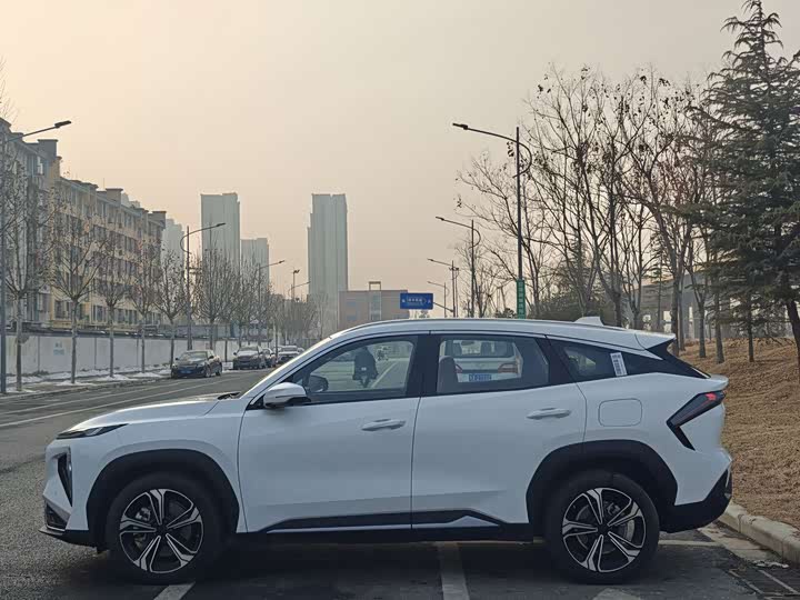 Geely Galaxy L7 2025 2025款 EM-i 115km 探索+版