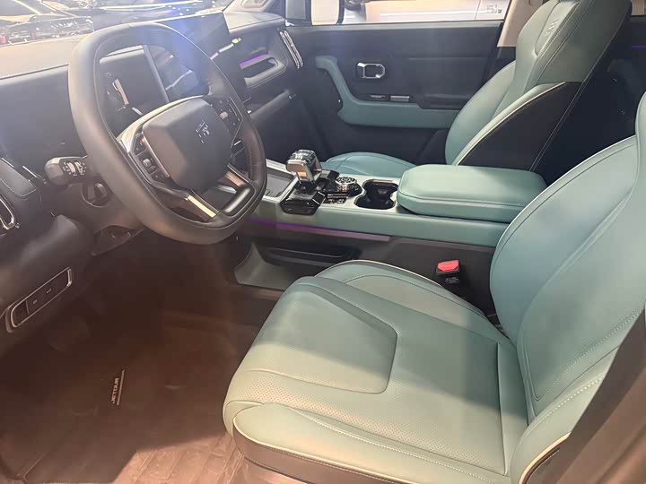 Jetour Freedom 2025 2025款 2.0TD XWD征服