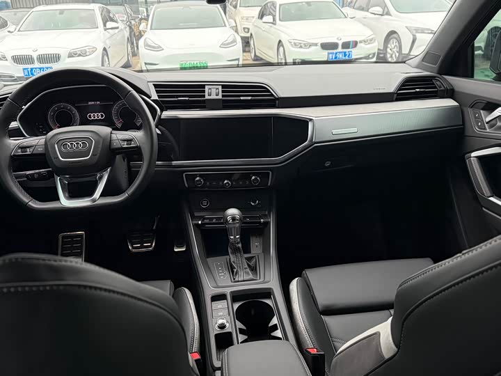 Audi Q3 2024 2024款 40 TFSI 时尚动感型
