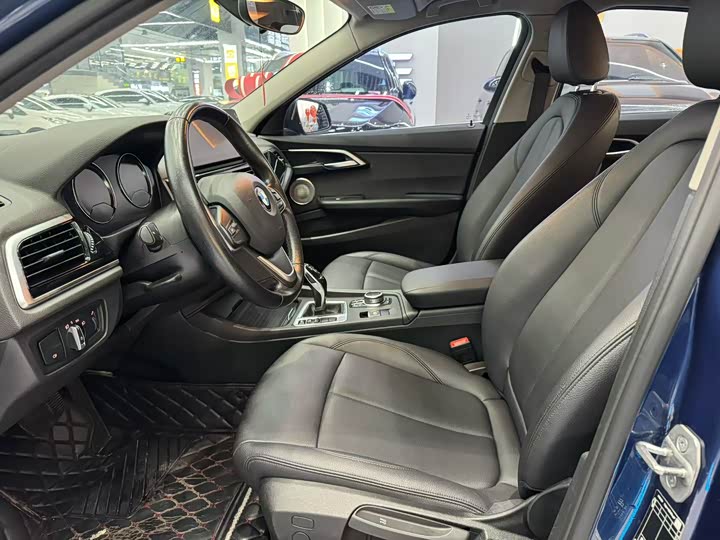 BMW 1 Series 2023 2023款 120i M运动版