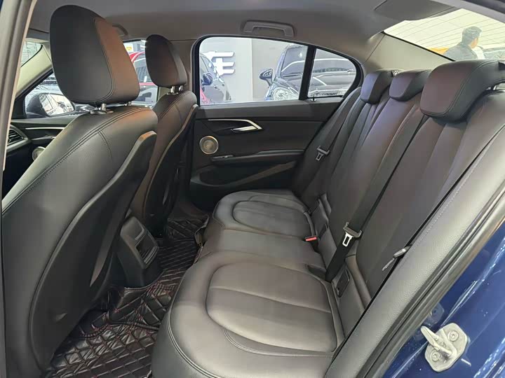 BMW 1 Series 2023 2023款 120i M运动版