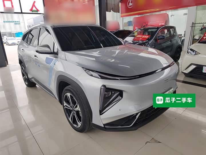 2025 Geely Galaxy L7