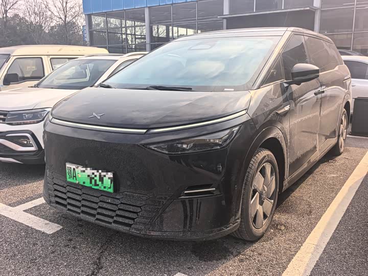 XPeng X9 2025 2025款 纯电 650长续航 Max