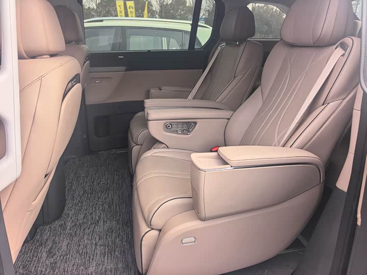 XPeng X9 2025 2025款 纯电 650长续航 Max