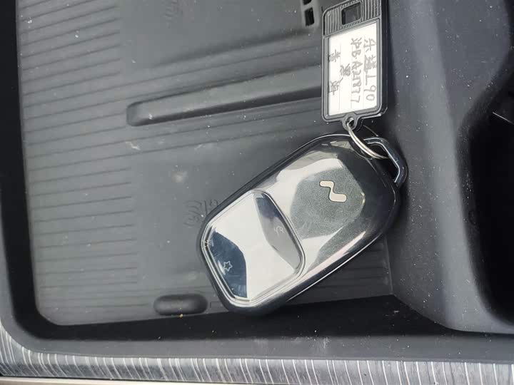 Nio Onvo L90 2025 2025款 Max 七座版