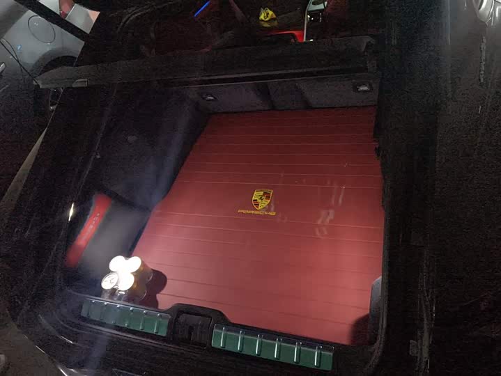 Porsche Panamera 2024 2024款 Panamera 4 行政加长版 2.9T