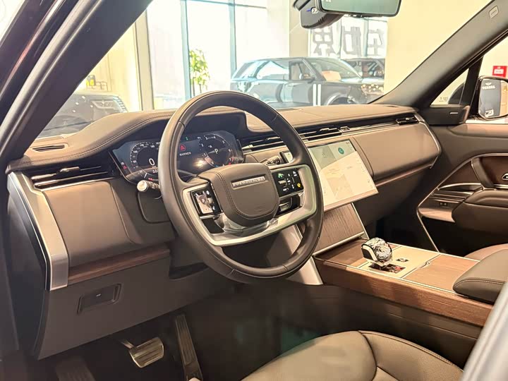 2025 Land Rover Range Rover