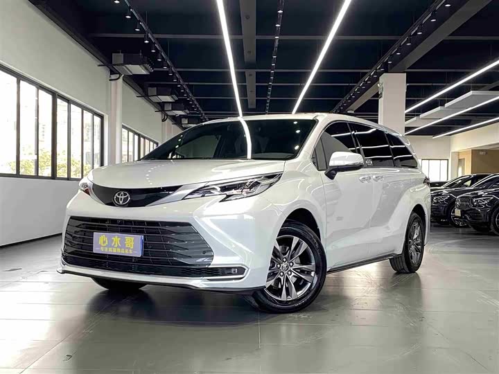 2026 Toyota Sienna