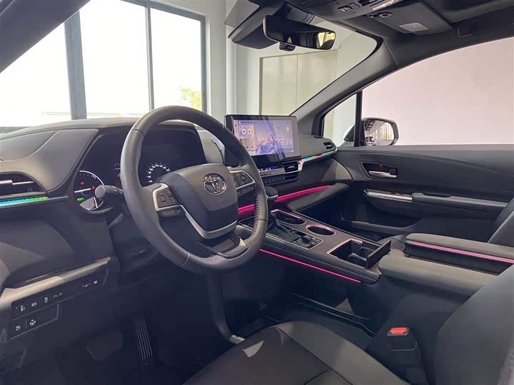 Toyota Sienna 2026 2026款 2.5L 双擎两驱豪华版