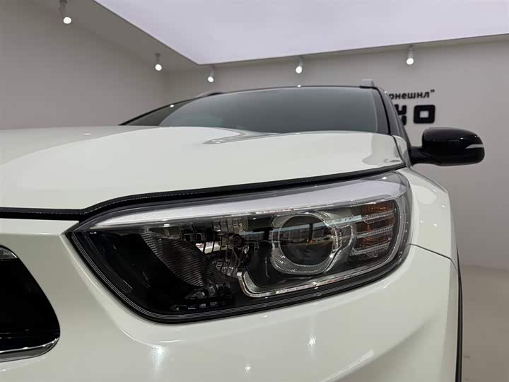 Kia KX1 2021 2021款 1.4L CVT天窗款