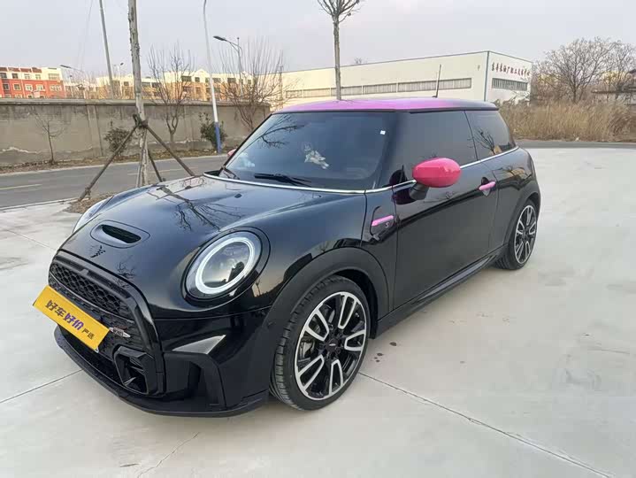 Mini Cooper 2024 2024款 452km COOPER SE 赛车手