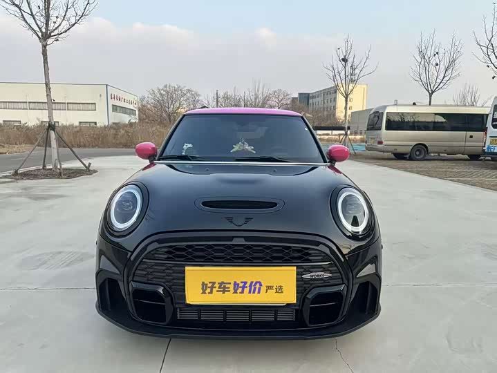 Mini Cooper 2024 2024款 452km COOPER SE 赛车手
