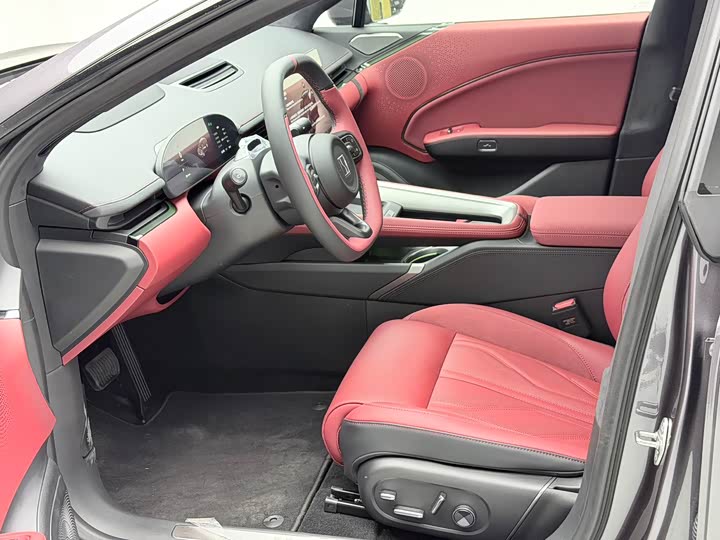 Zeekr 007 GT 2025 2025款 后驱智驾版 75kWh