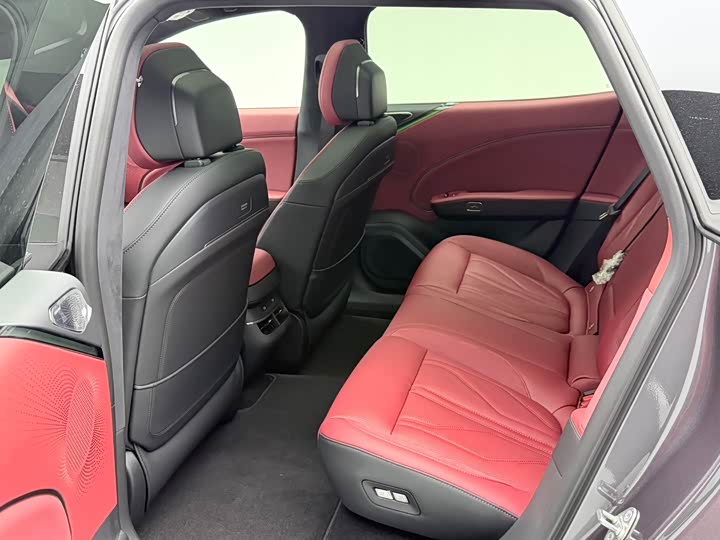 Zeekr 007 GT 2025 2025款 后驱智驾版 75kWh